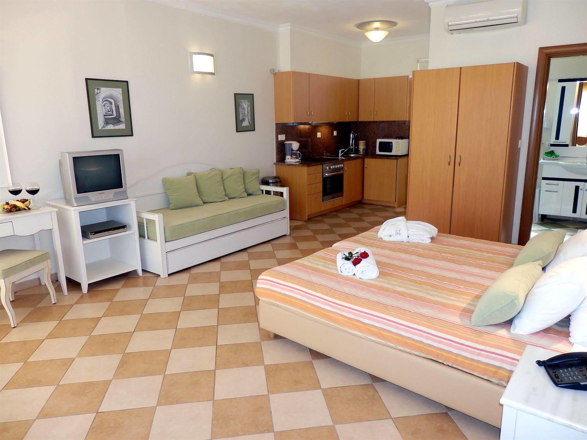 Sea View Resorts & Spa Karfas Luaran gambar